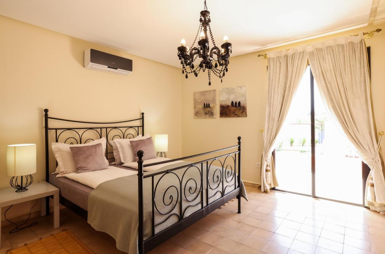Tiguemine Sarah Hotel Douar Akkara Екстериор снимка