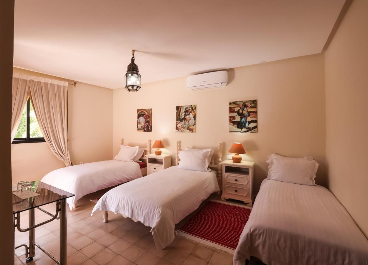 Tiguemine Sarah Hotel Douar Akkara Екстериор снимка
