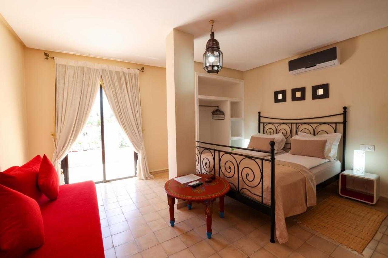 Tiguemine Sarah Hotel Douar Akkara Екстериор снимка