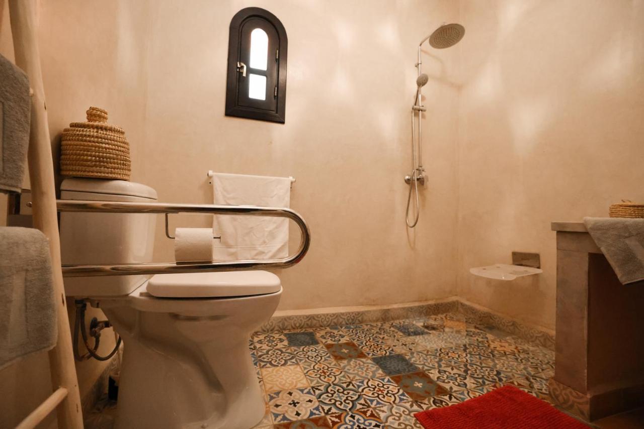 Tiguemine Sarah Hotel Douar Akkara Екстериор снимка