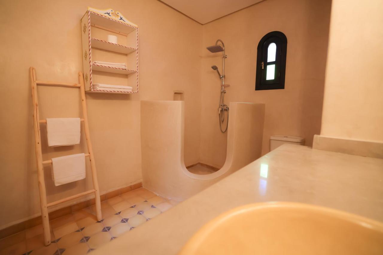 Tiguemine Sarah Hotel Douar Akkara Екстериор снимка